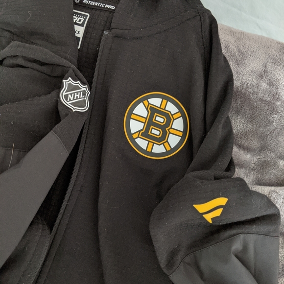 Zip-up hoodie Bruins sweater - Picture 4 of 4